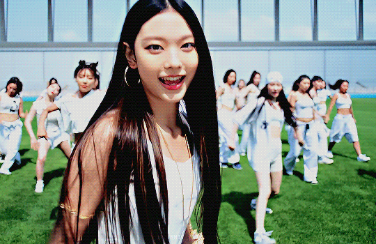 VELVET 벨벳