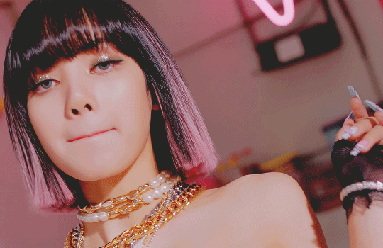 Lisa (All round)