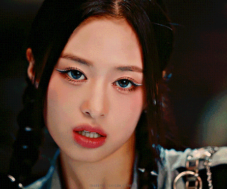 Ahyeon BABYMONSTER