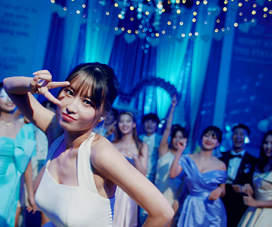 Momo (All round)