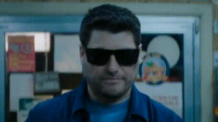 Wade Whipple (Adam Pally)