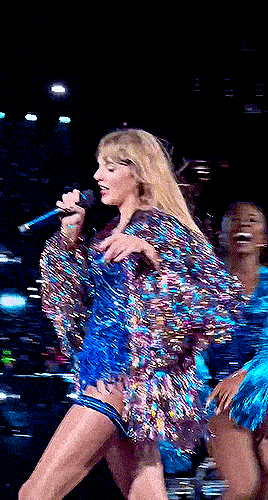 Taylor Swift Live From The Eras Tour V7