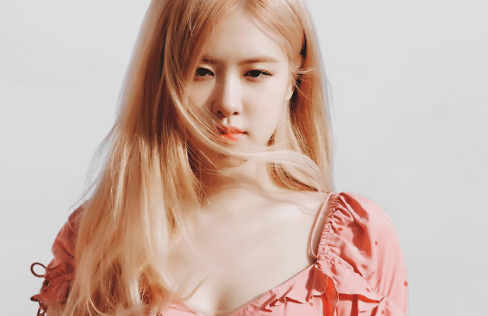 Rosé Chaeyoung Park